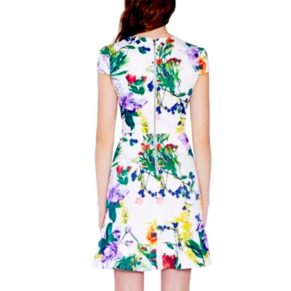Alice & Olivia white floral ruffle dress